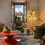 Manfredi Palm Suites